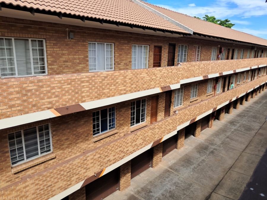 1 Bedroom Property for Sale in Lower Bo-dorp North West